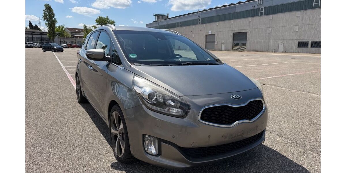 Kia Carens 235.900 km 6.900 &euro; Hockenheim 68766