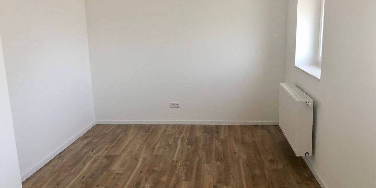 Etagenwohnung Schriesheim - 5 Zimmer, 197 m&sup2;, 2.300&euro; | Angebot:26545588