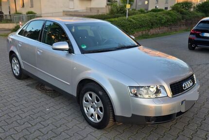 Audi A4 89.000 km 4.600 &euro; Mannheım 68307