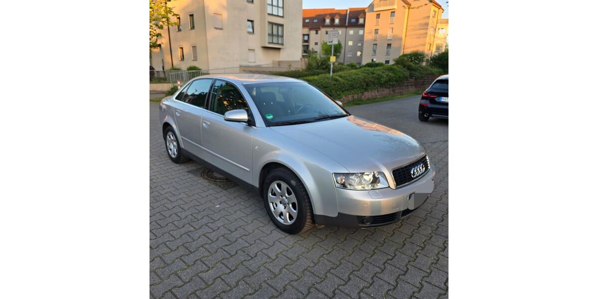 Audi A4 89.000 km 4.600 &euro; Mannheım 68307