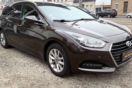 Hyundai i40 150.082 km 9.700 &euro; Ludwigshafen am Rhein 67071