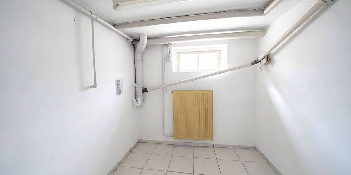 Einfamilienhaus Wiesenbach - 8 Zimmer, 223 m&sup2;, 500.000&euro; | Angebot:26307284