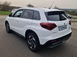 Suzuki Vitara 1.4 Boosterjet Hybrid Allgrip Comfort+ 2.500 km 27.840 &euro; Obrigheim-Asbach 74847