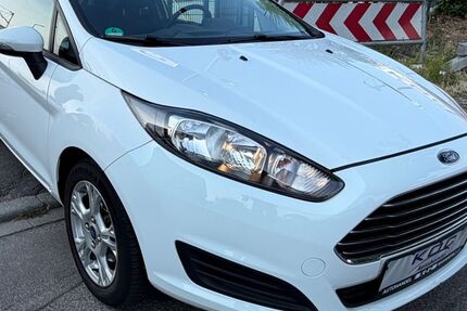 Ford Fiesta 220.000 km 2.400 &euro; Mannheim 68199