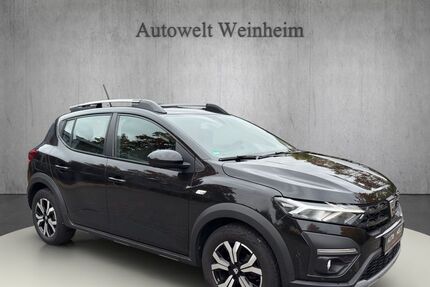 Dacia Sandero 50.000 km 13.899 &euro; Weinheim 69469