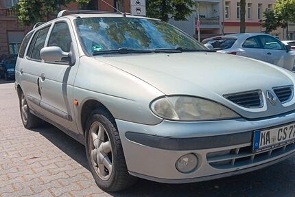 Renault Megane 178.000 km 880 &euro; Mannheim 68199