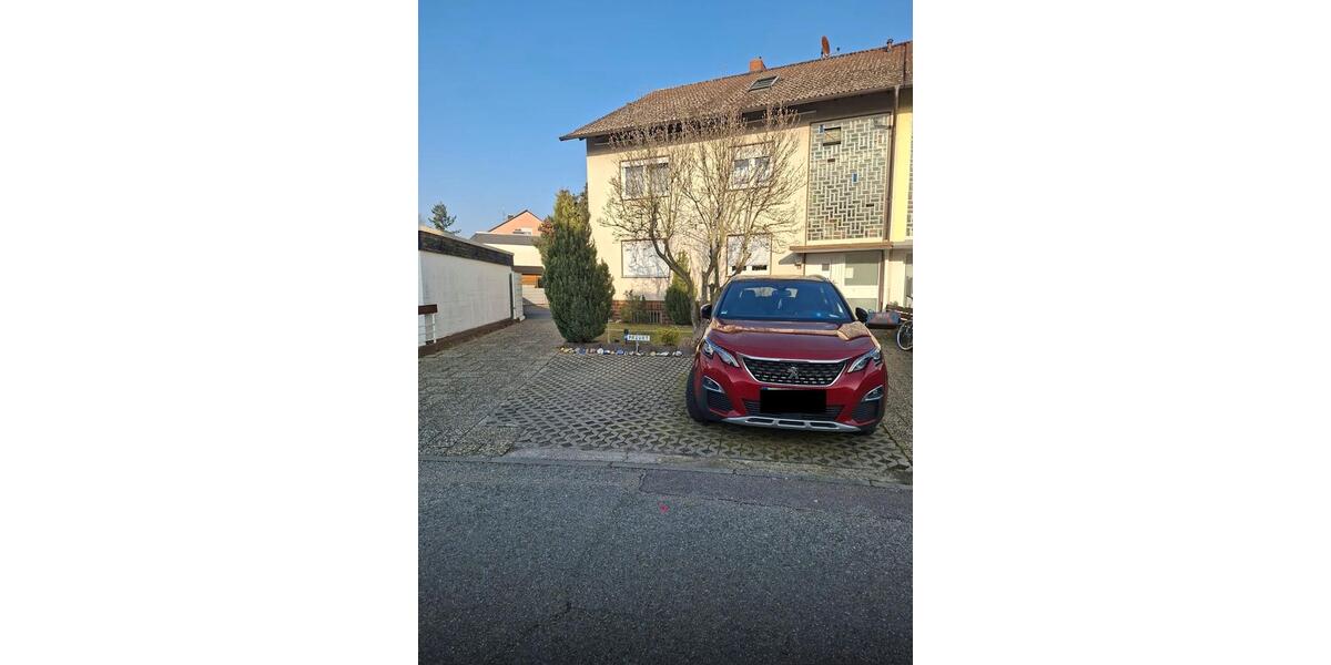 Erdgeschoss Wohnung + vermietete Souterrain Wohnung von Privat 4 zimmer