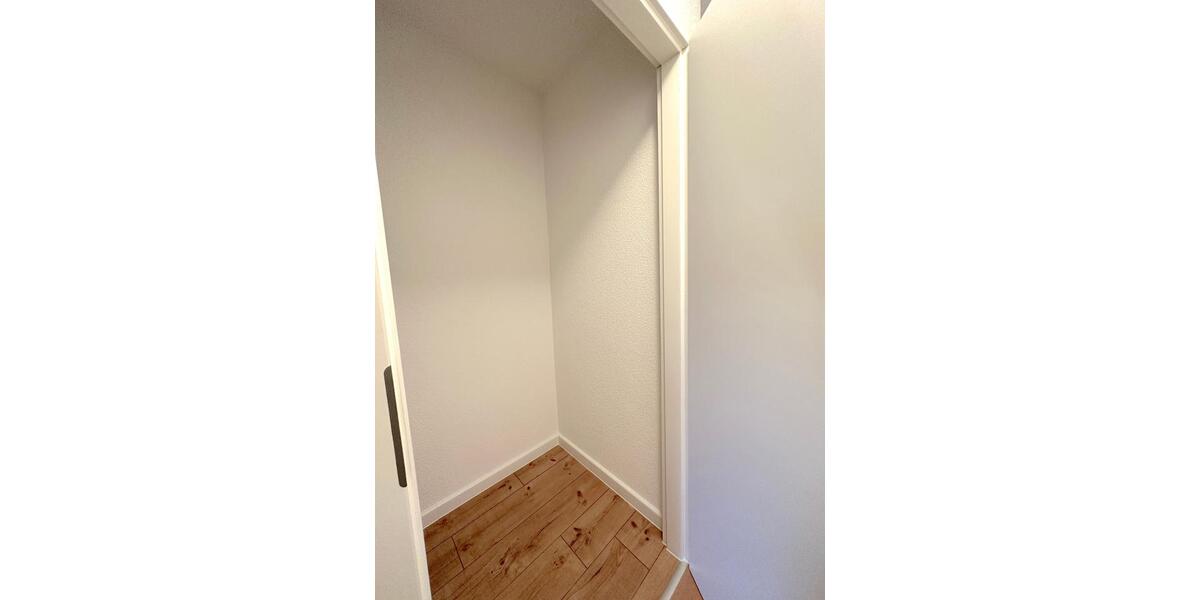 Zimmer frei in moderner 6er WG in Heidelberg – Mombertplatz 23 ! 1 zimmer