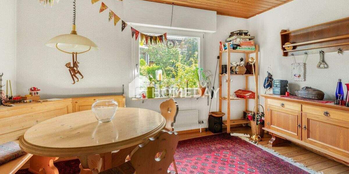 Viel Platz fürs Familienleben: EFH mit ELW & traumhaftem Gartenparadies im Ortsteil Dilsberg 1 zimmer