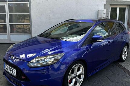 Ford Focus 78.000 km 15.980 &euro; Aglasterhausen 74858