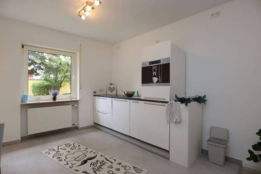 Erstbezug nach Kernsanierung Altersgerechte 3-Zimmer Wohnung mit Aufzug und barrierefreiem Zugang