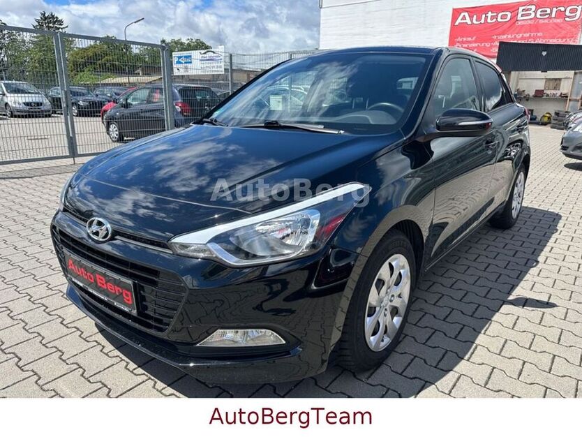 i20