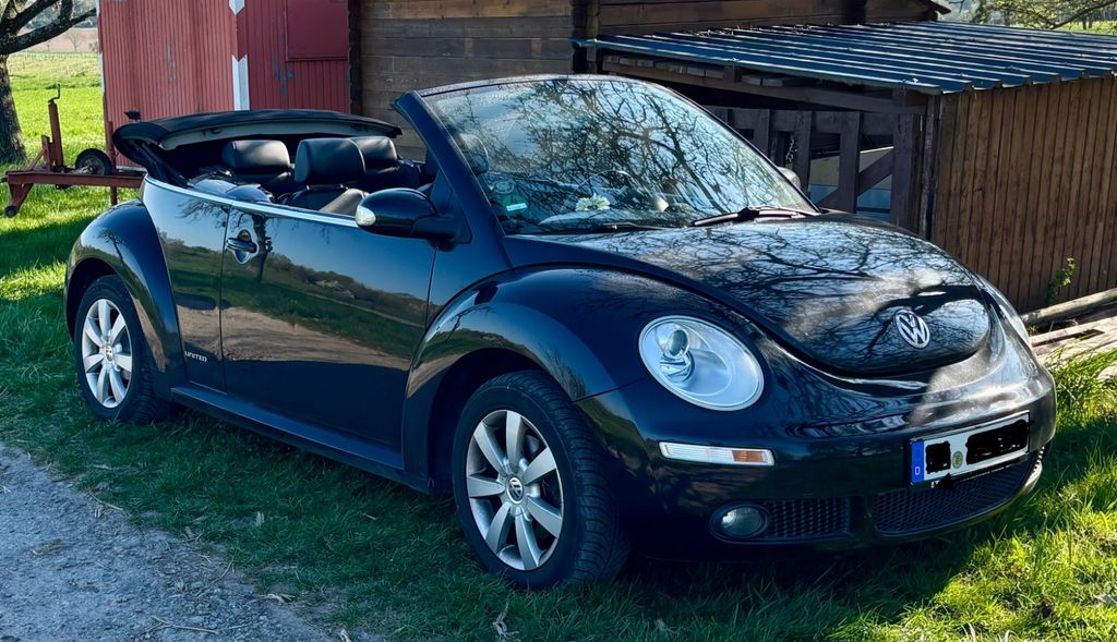 VW Beetle 203.500 km 4.899 &euro; Ubstadt-Weiher 76698