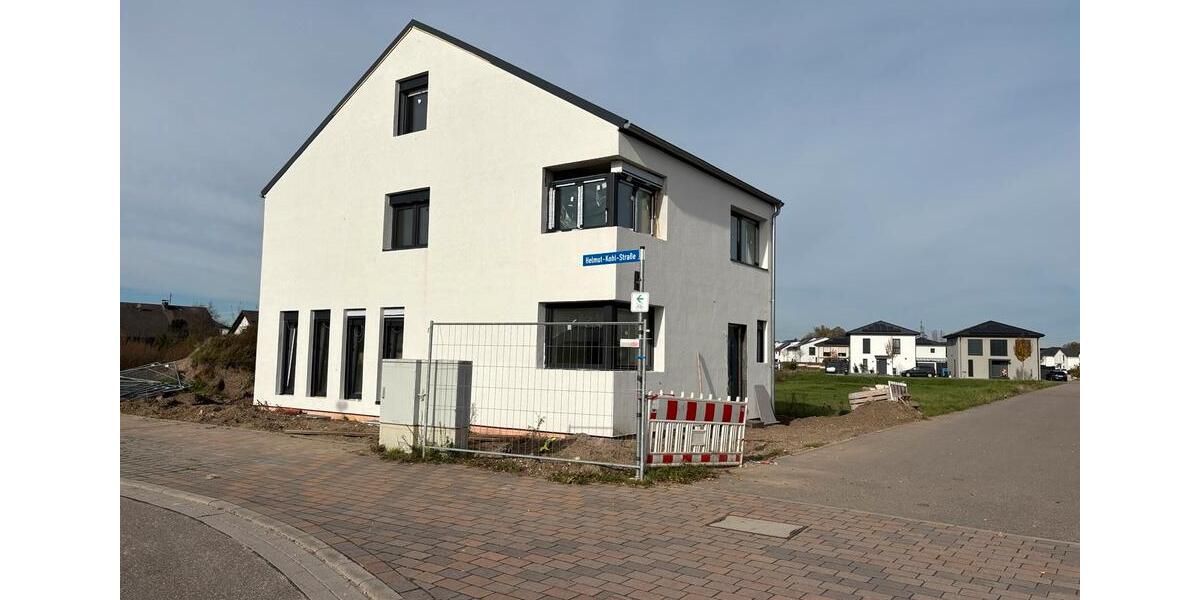 Doppelhaushälfte Philippsburg - 5 Zimmer, 230 m&sup2;, 499.000&euro; | Angebot:25055346