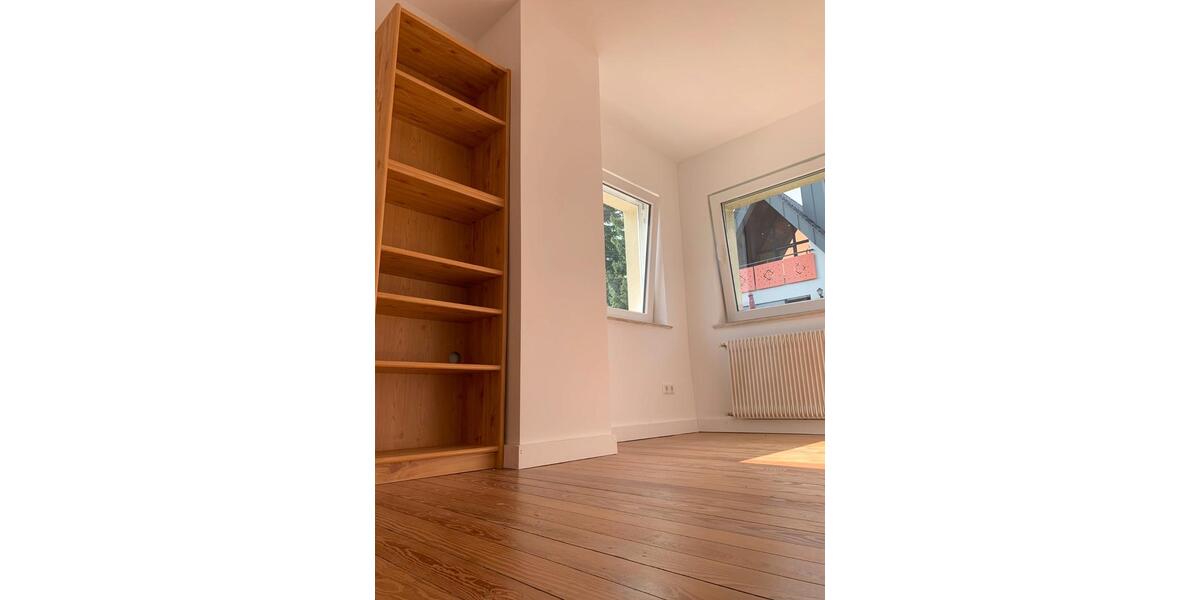 Einfamilienhaus Mannheim Feudenheim - 9 Zimmer, 180 m&sup2;, 450&euro; | Angebot:26089094