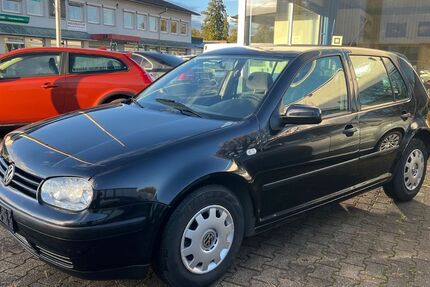 VW Golf 84.000 km 3.999 € Sinsheim 74889