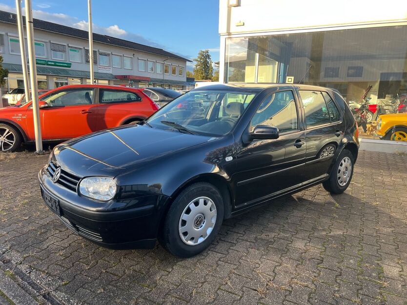 VW Golf 84.000 km 3.999 € Sinsheim 74889