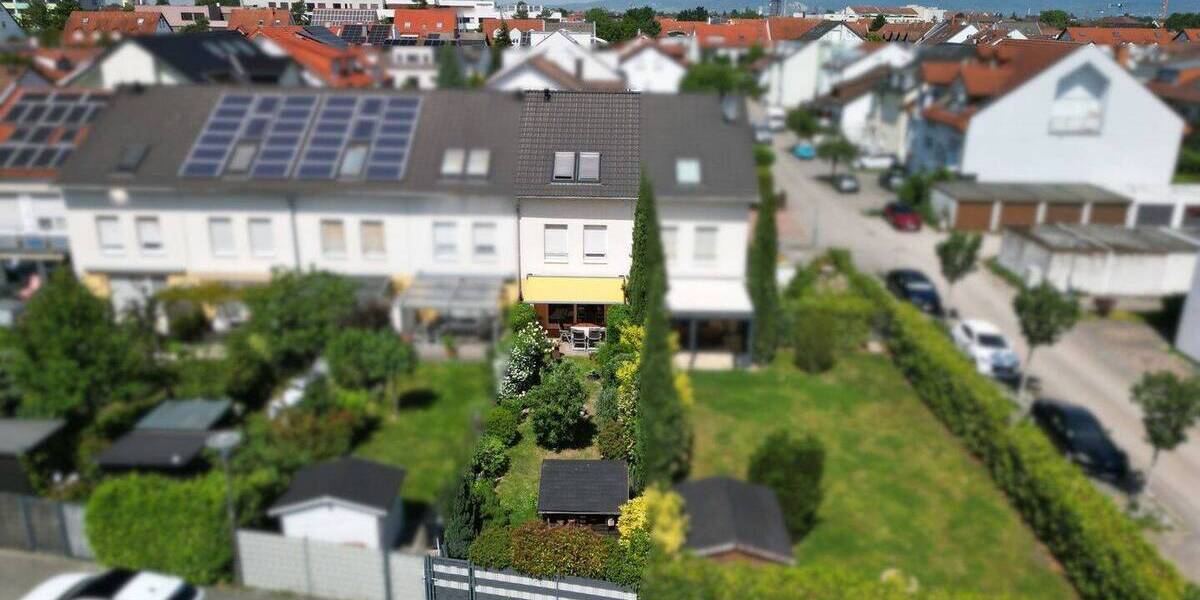 Reihenmittelhaus Schwetzingen - 5 Zimmer, 145 m&sup2;, 699.000&euro; | Angebot:26875254