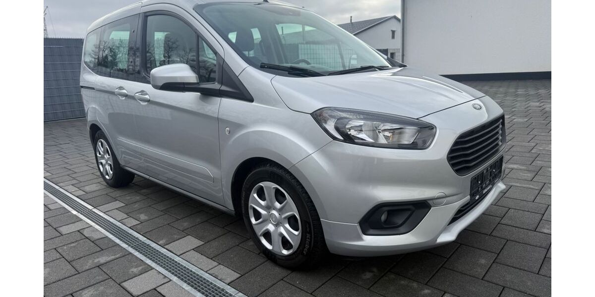 Ford Tourneo Courier 40.000 km 13.500 &euro; Speyer 67346