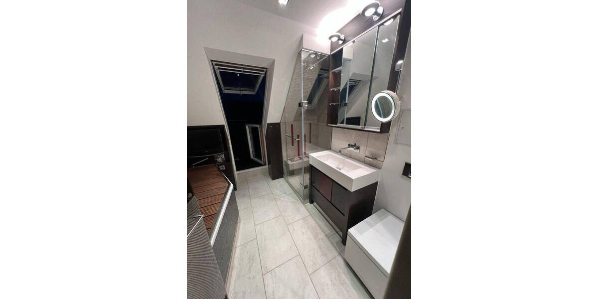Etagenwohnung Mannheim Quadrate - 2 Zimmer, 92 m&sup2;, 1.500&euro; | Angebot:26891907