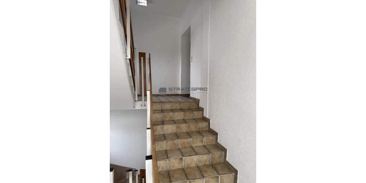 Etagenwohnung Ludwigshafen Rheingönheim - 2 Zimmer, 74 m&sup2;, 720&euro; | Angebot:25747142