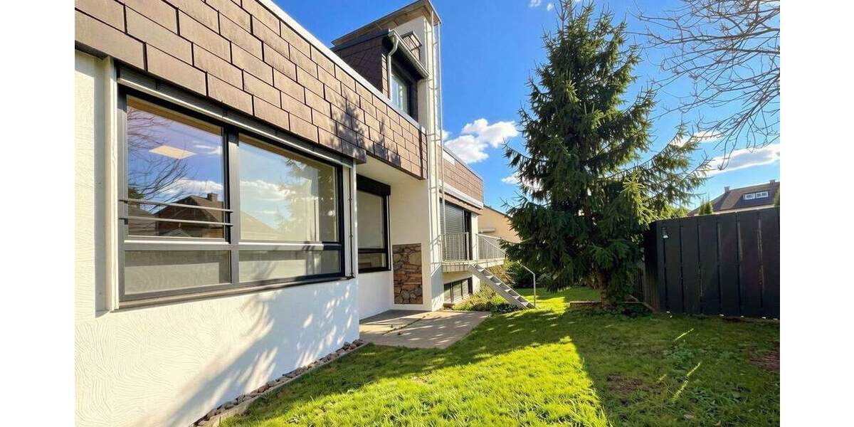 Einfamilienhaus Hockenheim - 8 Zimmer, 233 m&sup2;, 825.000&euro; | Angebot:25862686