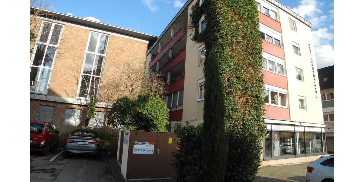 Etagenwohnung Frankenthal - 3 Zimmer, 94 m&sup2;, 900&euro; | Angebot:27147020
