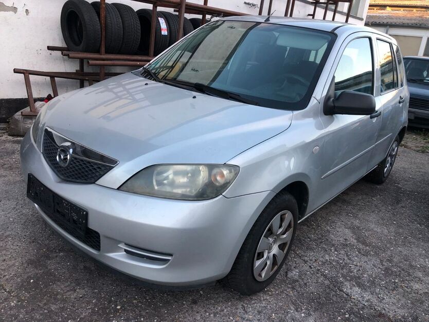 Mazda 2 123.541 km 988 € Wiesloch 69168