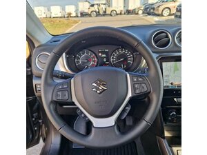 Suzuki Vitara Vollhybrid 1.5 Hybrid Allgrip AGS Comfort+G 6.000 km 29.990 &euro; Obrigheim-Asbach 74847