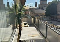 Helle 1,5 -Zimmer-Wohnung mit Wohnküche und großem Balkon