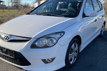 Hyundai i30 108.000 km 3.750 &euro; Hockenheim 68766