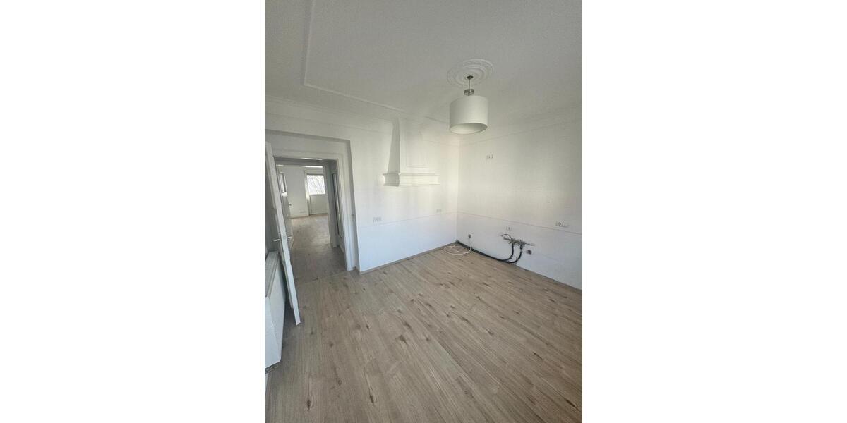 Etagenwohnung Mannheim Herzogenried - 3 Zimmer, 76 m&sup2;, 1.084&euro; | Angebot:25219635