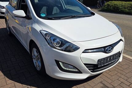 Hyundai i30 178.000 km 7.400 € Oftersheim 68723