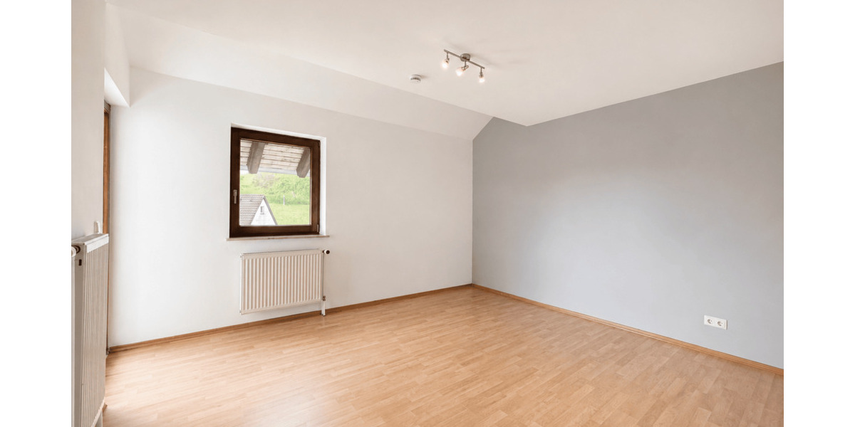 Etagenwohnung Abtsteinach Unter-Abtsteinach - 4 Zimmer, 115 m&sup2;, 299.000&euro; | Angebot:26732918