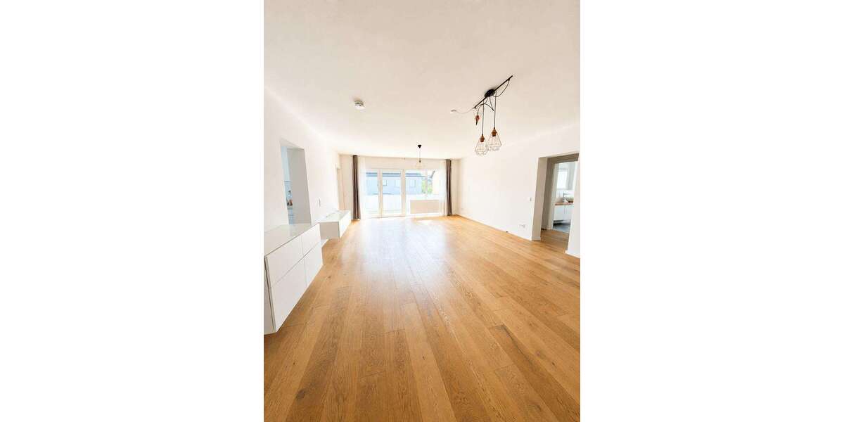 Etagenwohnung Waghäusel - 4 Zimmer, 101 m&sup2;, 1.050&euro; | Angebot:27130425