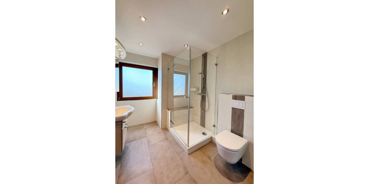 Einfamilienhaus Viernheim - 5 Zimmer, 198 m&sup2;, 1.950&euro; | Angebot:26361609