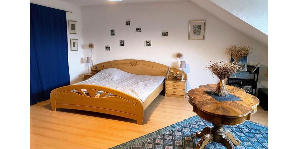 Reihenhaus Heppenheim (Bergstraße) - 6 Zimmer, 155 m&sup2;, 2.200&euro; | Angebot:24897353