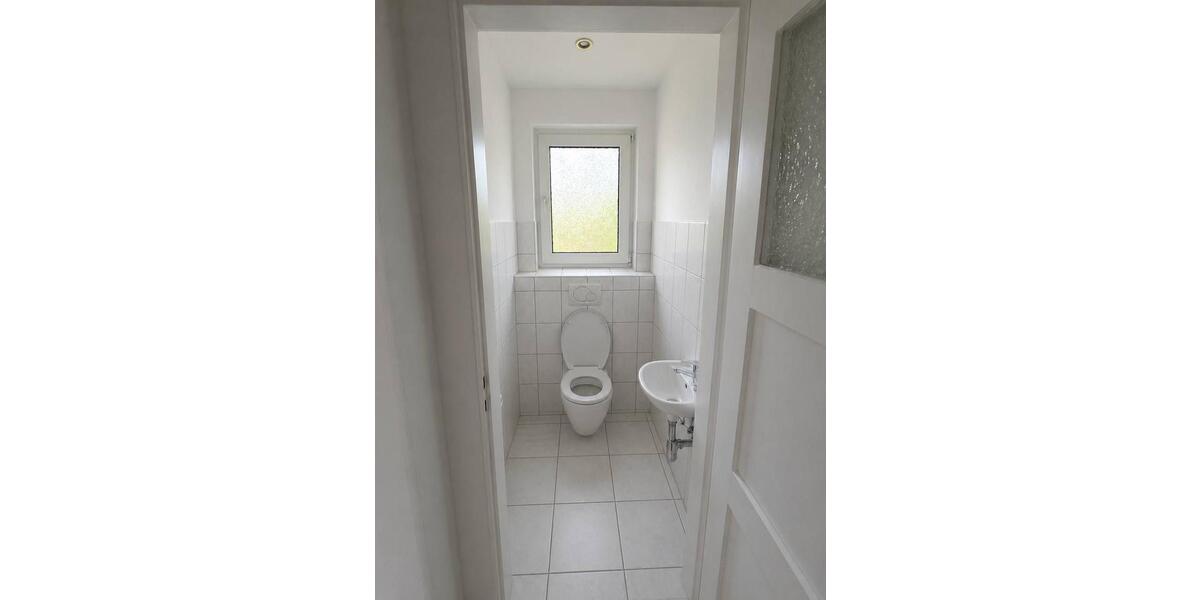 Erdgeschoßwohnung Hockenheim - 3.5 Zimmer, 75 m&sup2;, 940&euro; | Angebot:26396768