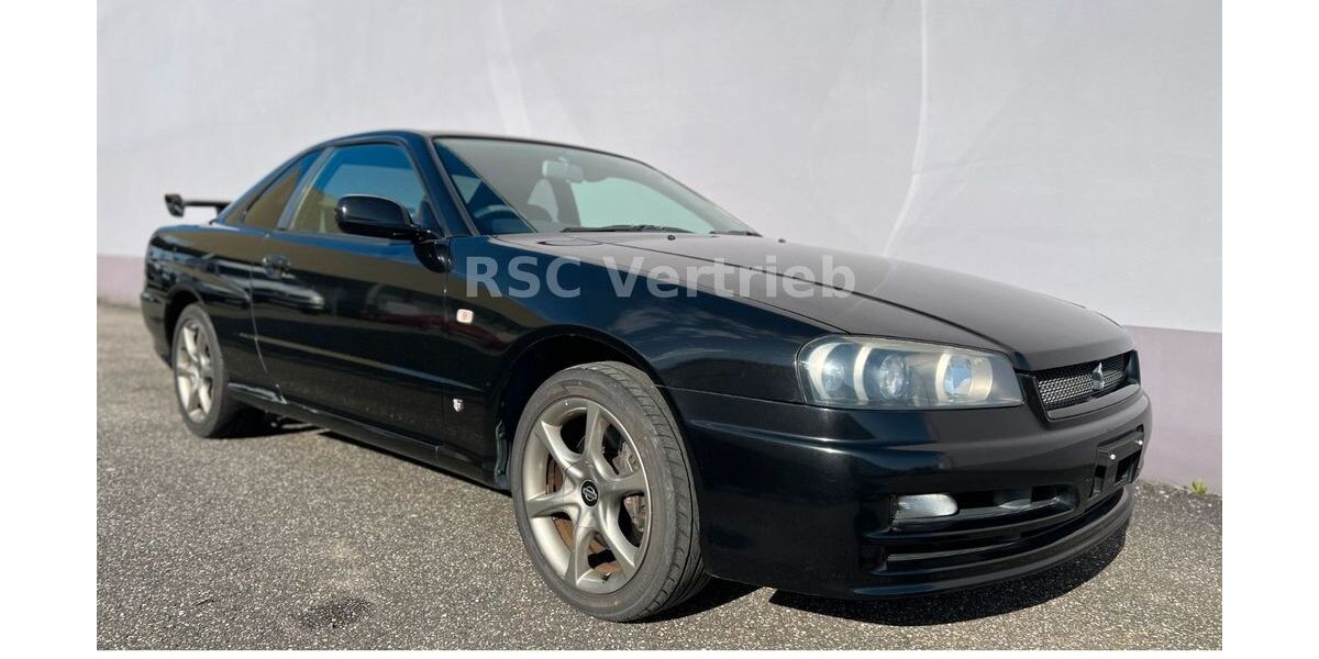 Nissan Skyline 218.268 km 34.000 &euro; Forst 76694