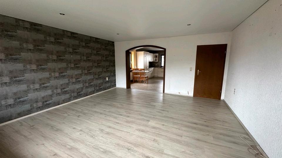 Mehrfamilienhaus, Wohnhaus Mörlenbach - 7 Zimmer, 204 m&sup2;, 525.000&euro; | Angebot:25717963