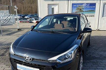 Hyundai i20 81.000 km 9.999 &euro; Mörlenbach 69509