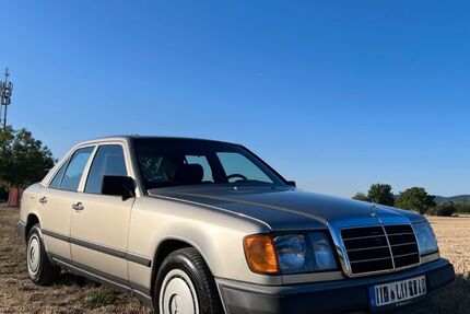 Mercedes-Benz E 260 175.000 km 4.990 &euro; Dossenheim 69221