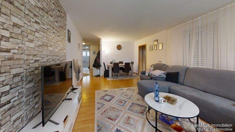 Etagenwohnung Sinsheim - 4 Zimmer, 97 m&sup2;, 298.500&euro; | Angebot:25355350