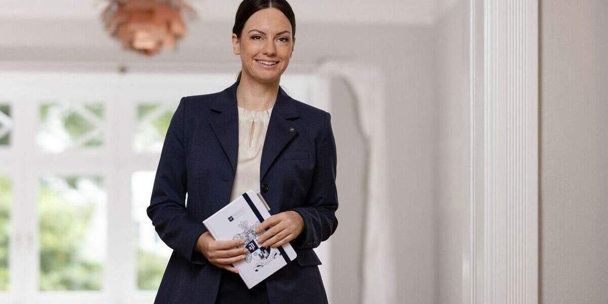 Stilvolle Belle-Etage in charmantem Mehrfamilienhaus von 1933 4 zimmer