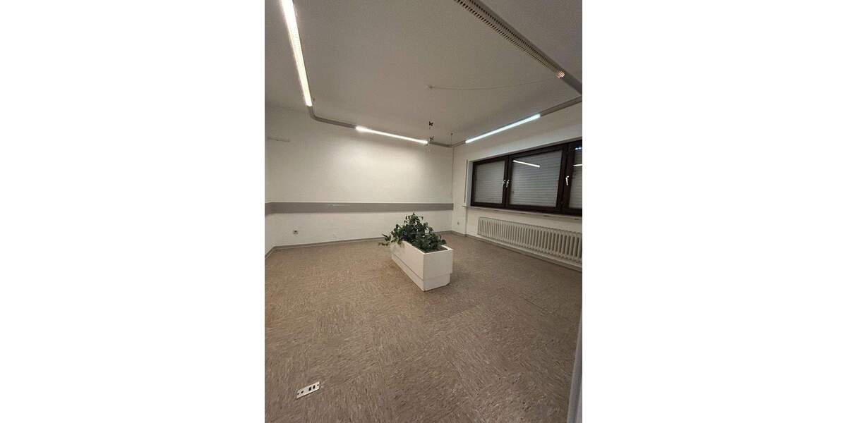 Gewerbeobjekt Mutterstadt - 1.850&euro; | Angebot:25037505