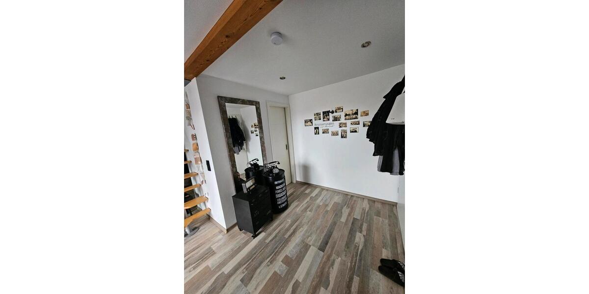 Maisonettenwohnung Ludwigshafen am Rhein Ludwigshafen-Hemshof - 3 Zimmer, 92 m&sup2;, 1.300&euro; | Angebot:25255648