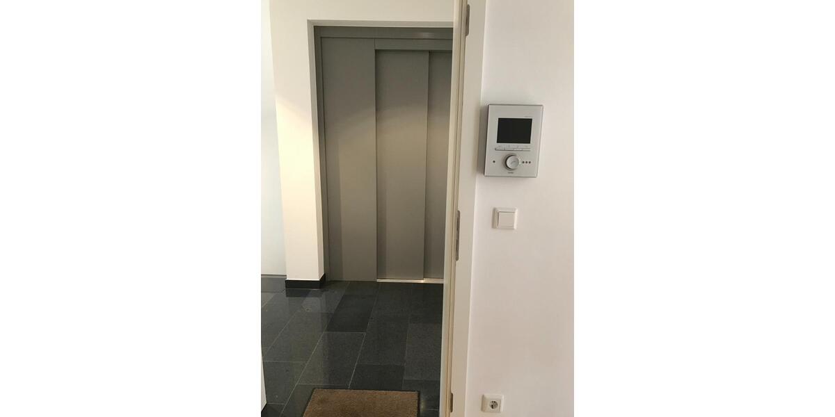 Dachgeschoßwohnung Heidelberg Neuenheim - 2 Zimmer, 75 m&sup2;, 1.875&euro; | Angebot:25881367