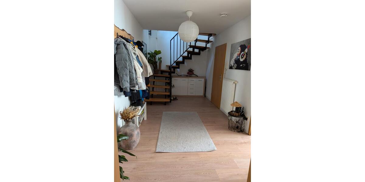 Dachgeschoßwohnung Schwetzingen - 3 Zimmer, 80 m&sup2;, 379.000&euro; | Angebot:27009011