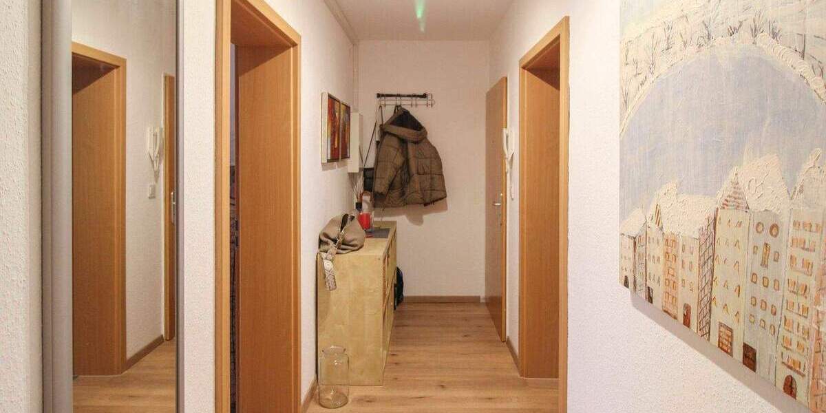 Etagenwohnung Ludwigshafen am Rhein Süd - 3 Zimmer, 68 m&sup2;, 190.000&euro; | Angebot:25156621