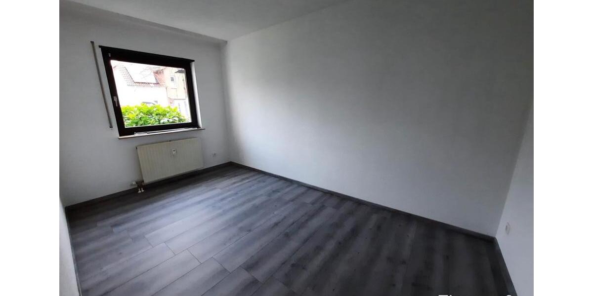 Erdgeschoßwohnung Ludwigshafen am Rhein Ludwigshafen-Oggersheim - 3 Zimmer, 81 m&sup2;, 249.000&euro; | Angebot:27122028